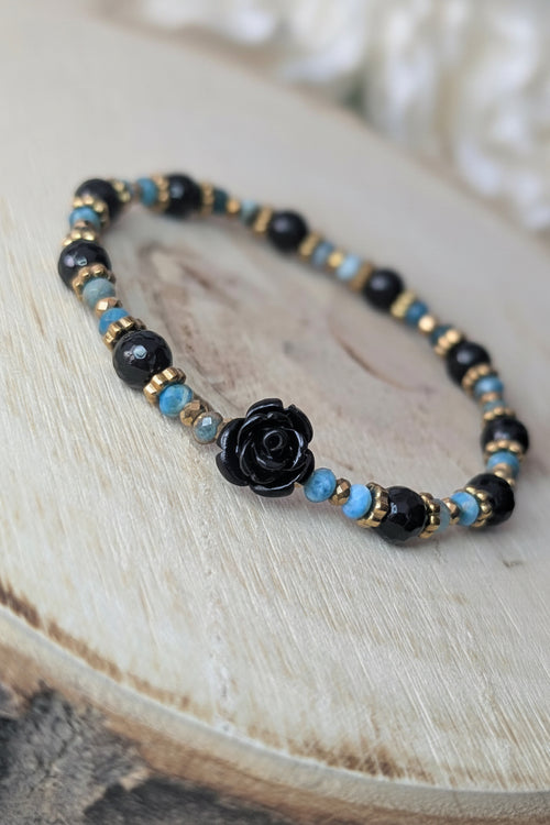 Black Rose - Apatite & Onyx