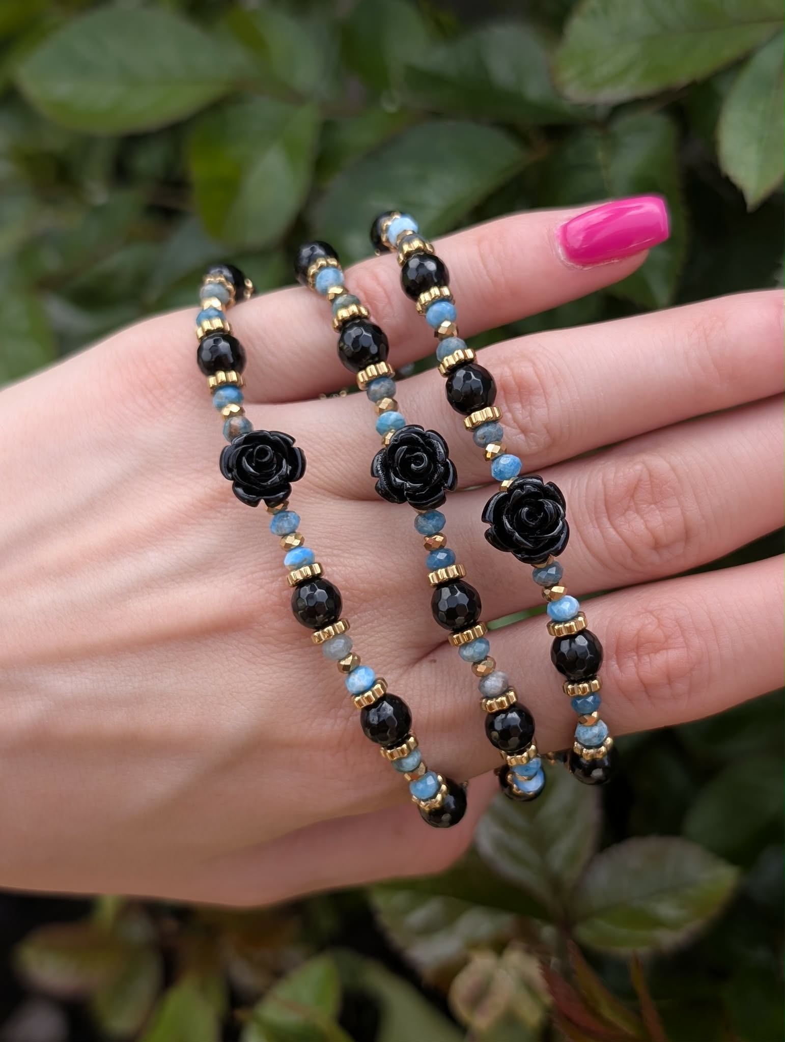 Black Rose - Apatite & Onyx