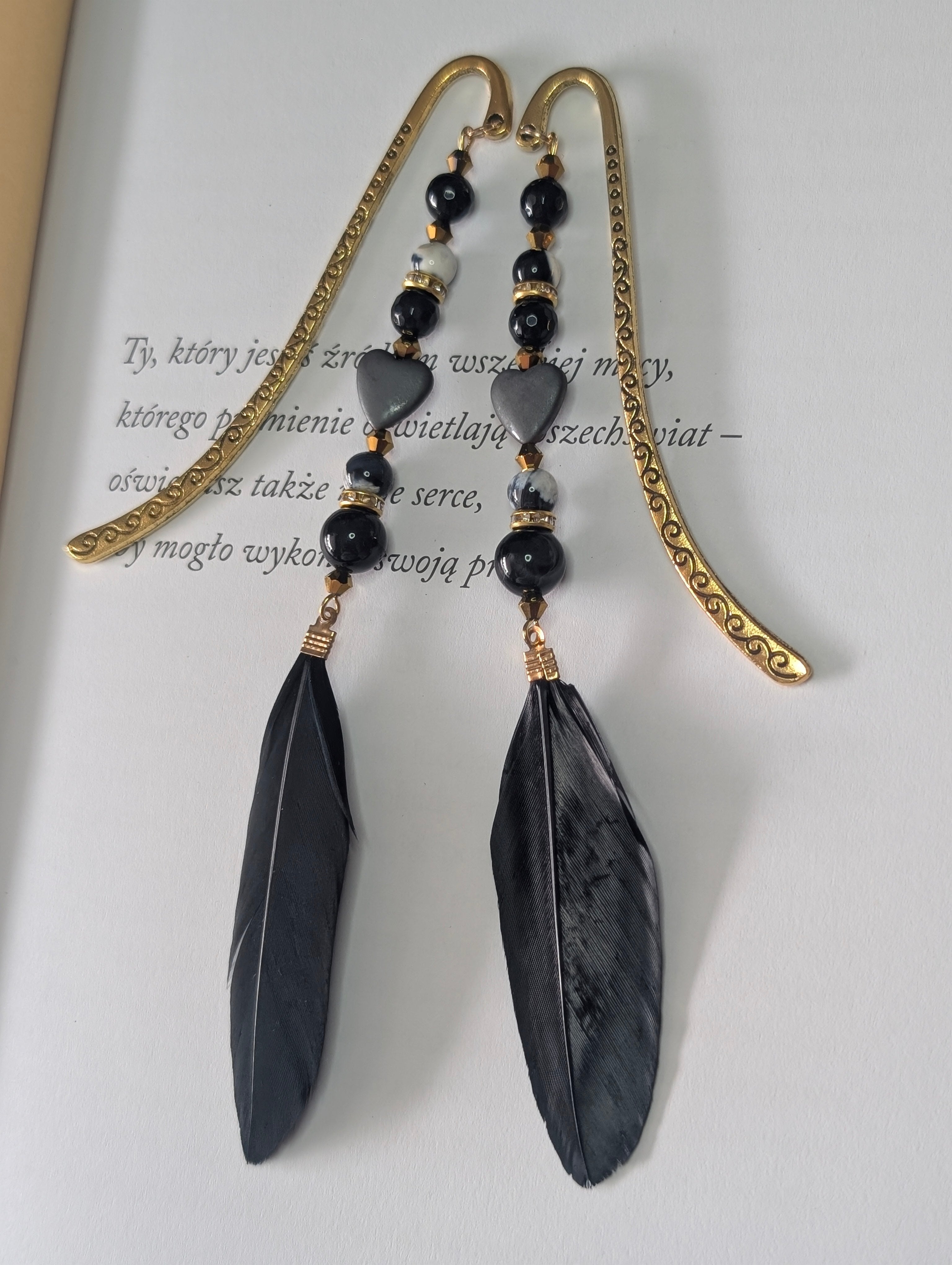 Midnight Noir Feather - Agate & Onyx & Hematite